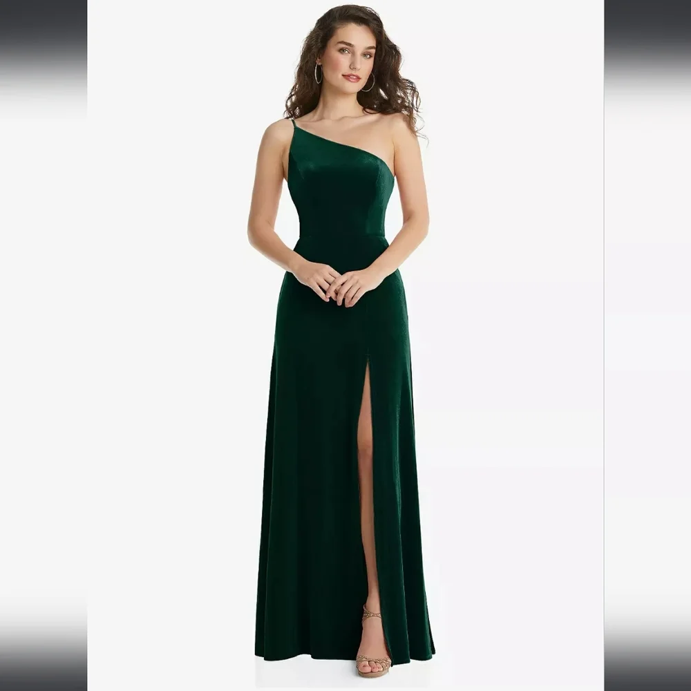 After Six One-Shoulder Spaghetti Strap Velvet Maxi Dress In Everg…